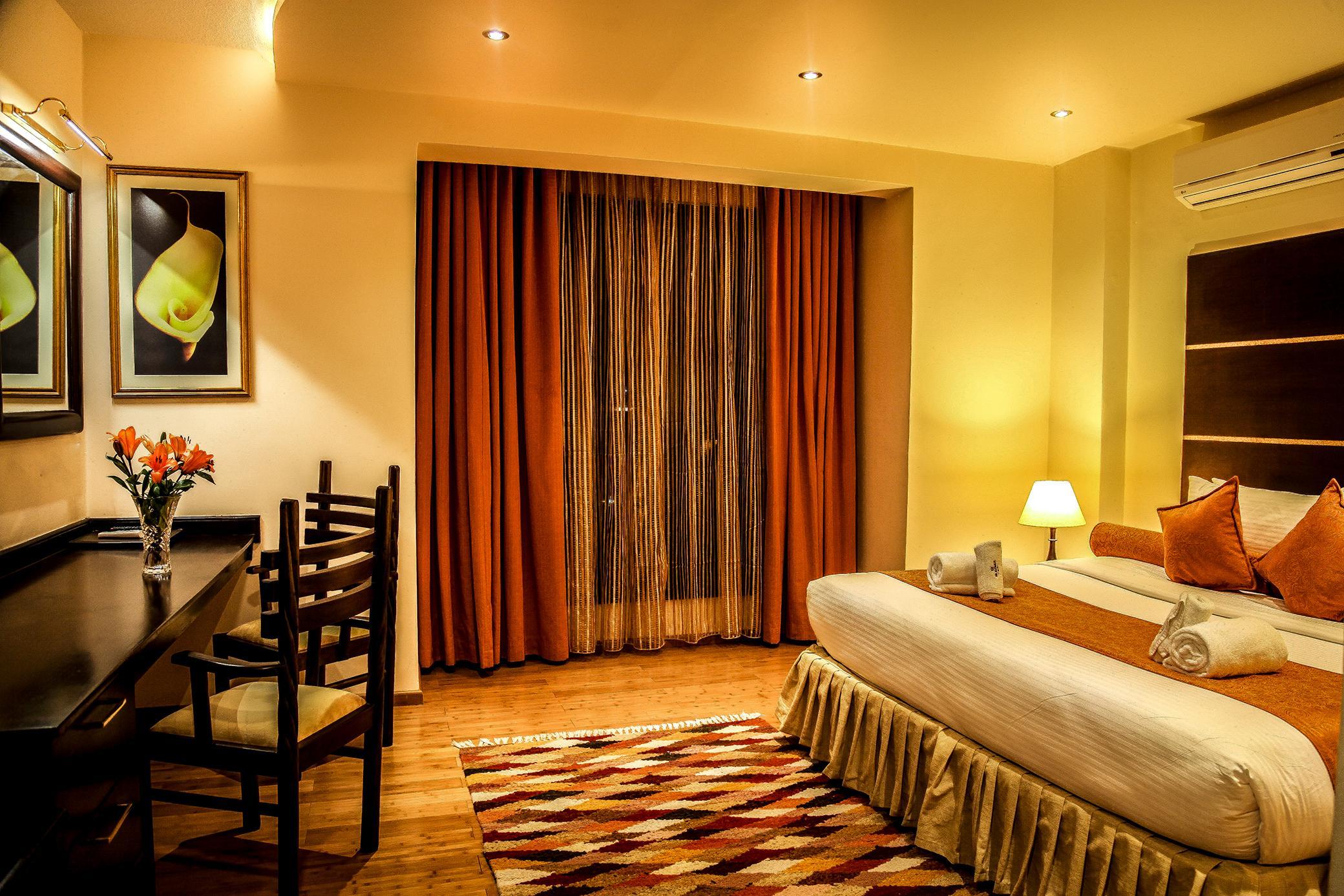 Hotel The Monarch 3*