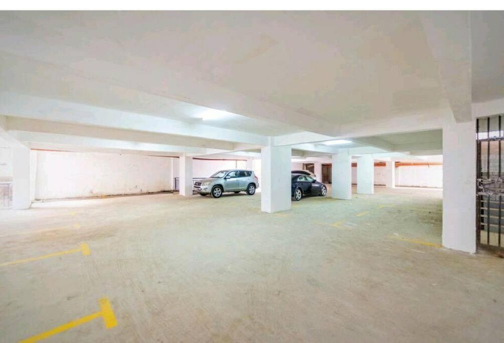Apartment Royal Garden Studio In Kindaruma Road Kilimani *