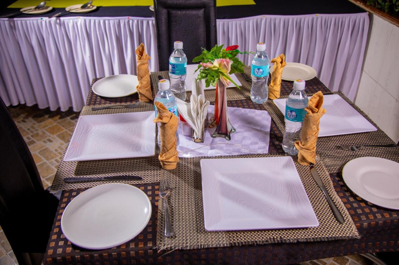 The Stand Leisure 2* Nairobi