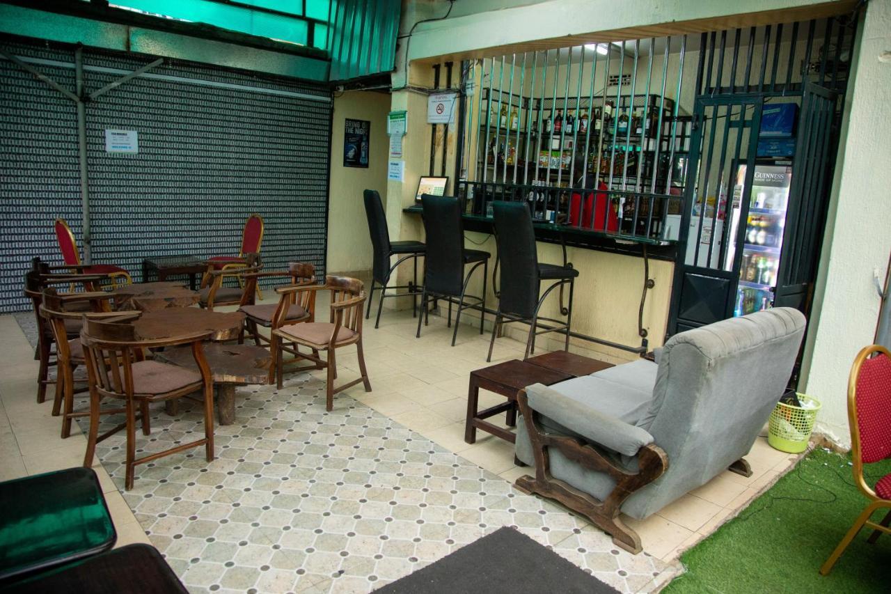 The Stand Leisure