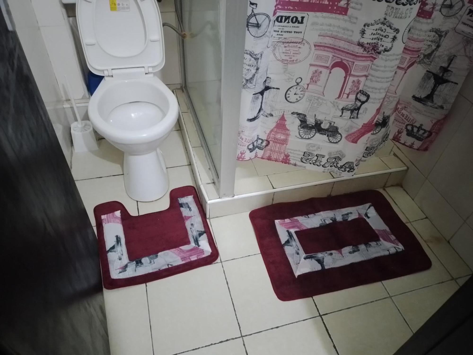 Jeyem -studio B10 At Eagle Court Bed & Breakfast Nairobi
