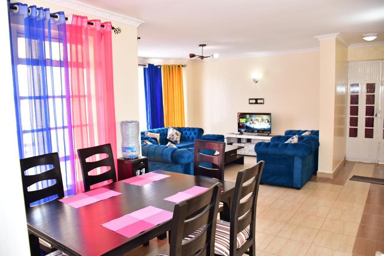 Staycation By Bobo Bed & Breakfast *