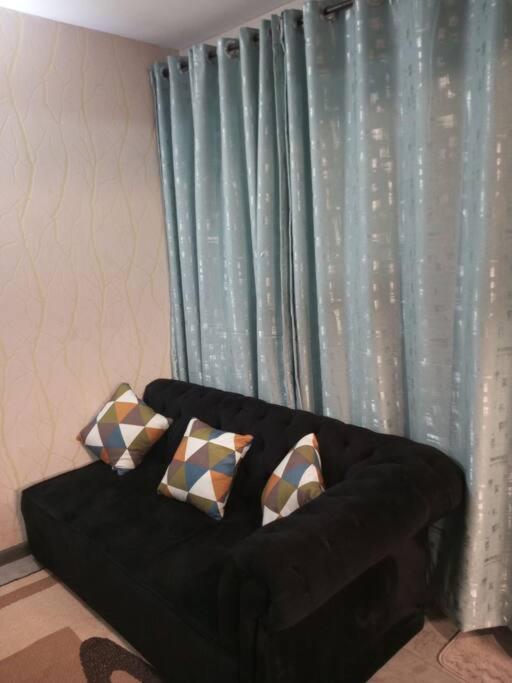 Apartment Secure 1 Bedroom + Lounge & 24hr Cafeteria Service Nairobi