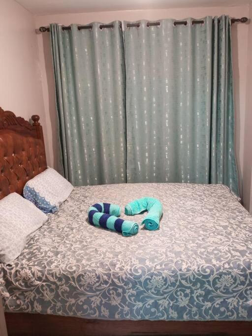 Secure 1 Bedroom + Lounge & 24hr Cafeteria Service Apartment Nairobi