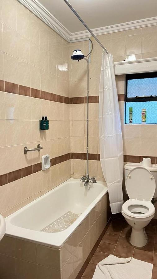 Kiana Homes And Events Apartment