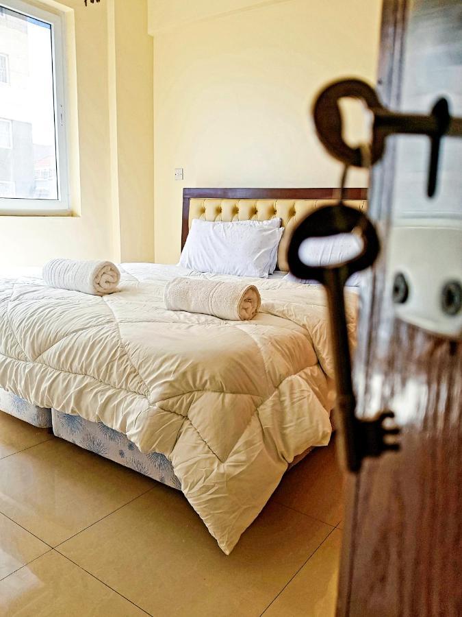 Apartment Mambo Coffee Residences At Kings Millennium Apartments- 3 Bedroom Apartment, Full Unit - 7km To Jki Airport, 7km To Cbd