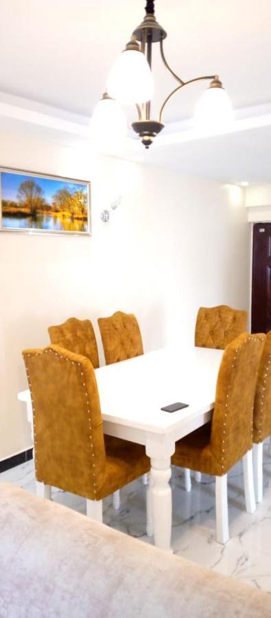 Apartment Lux Sandalwood Business