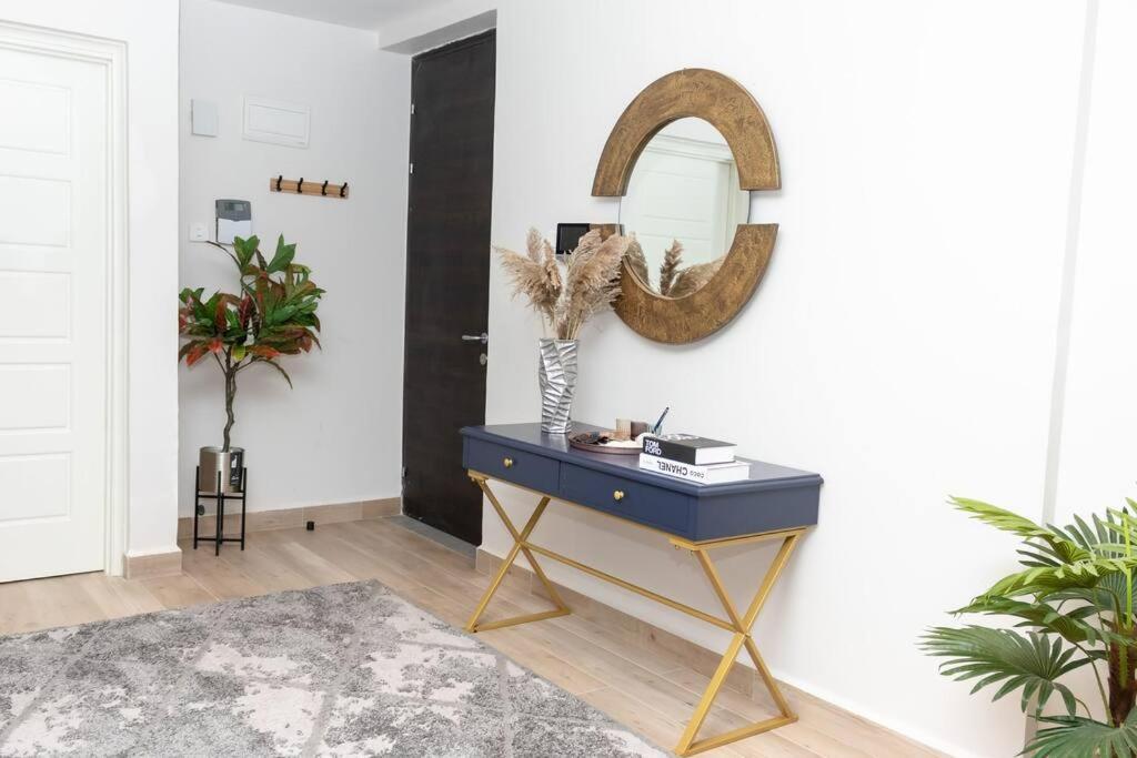 Apartment Lovely 1 Bedroom In Parklands, *