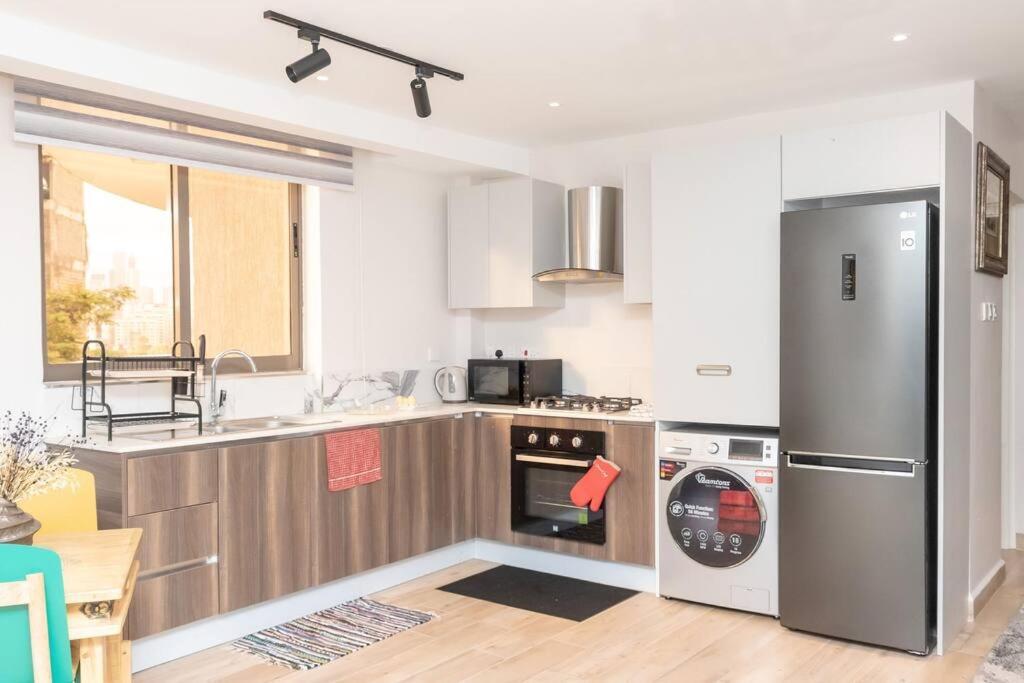 Lovely 1 Bedroom In Parklands, Apartment *