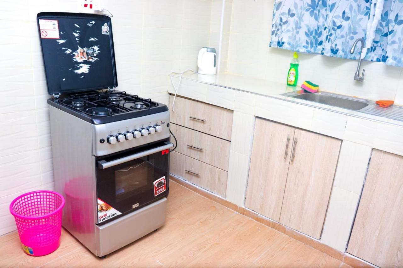 Apartment Luxurious-2 Bedroom Furnished - Trm Drive *