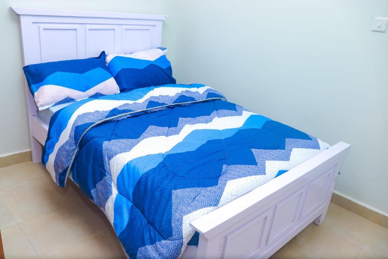 Luxurious-2 Bedroom Furnished - Trm Drive * Nairobi
