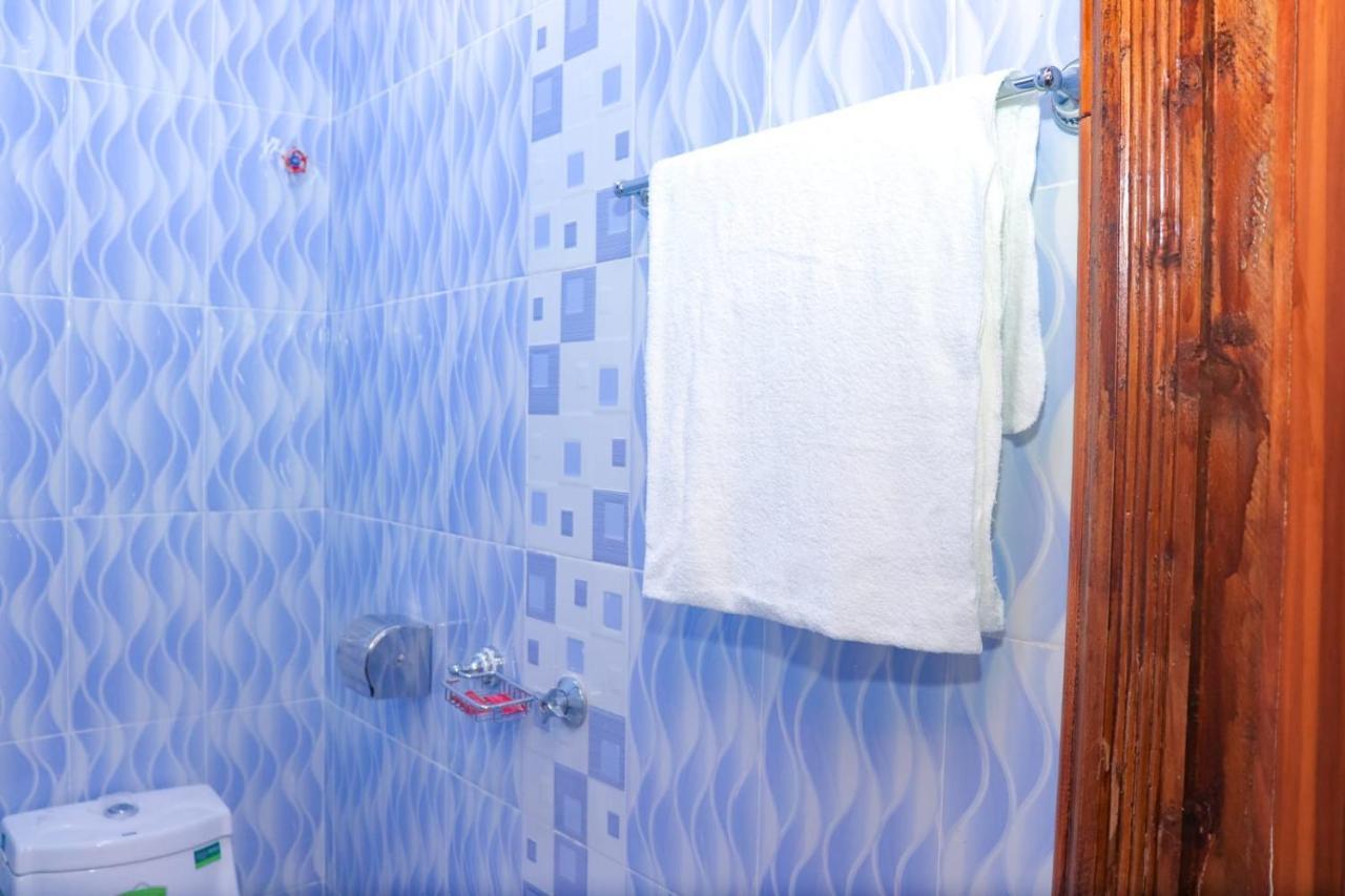 Luxurious-2 Bedroom Furnished - Trm Drive * Nairobi