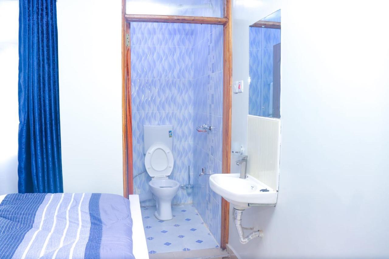 Luxurious-2 Bedroom Furnished - Trm Drive *