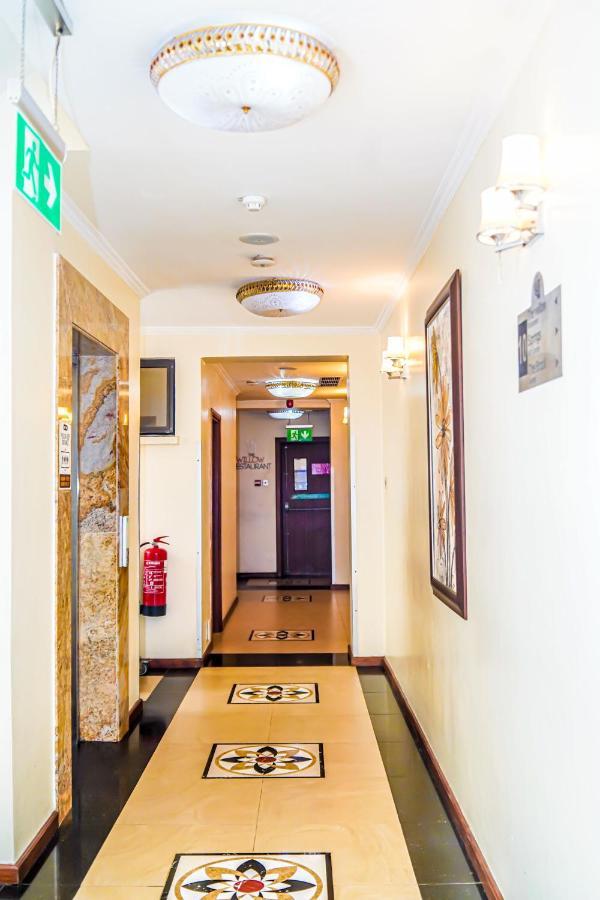 Hotel After 40 3*