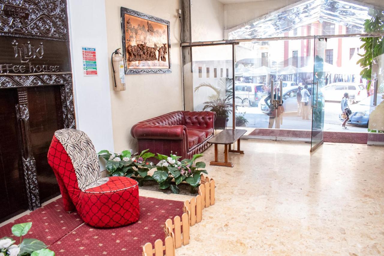 Ambassadeur Hotel