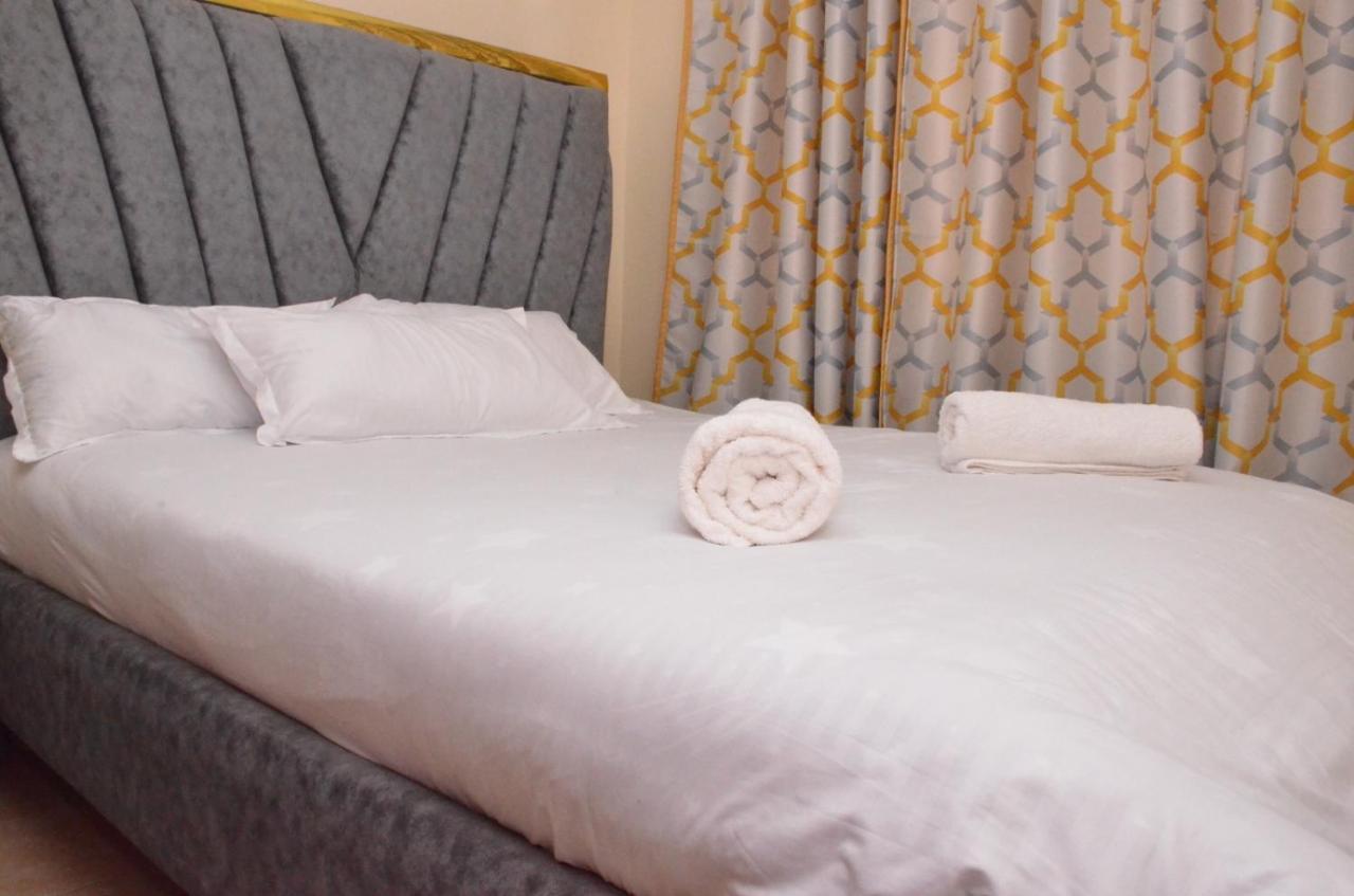 Apartment Luxurious 1 Bedroom In Roasters, Garden Estate, Thika Road Nairobi