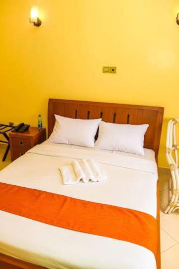 Deka Bed & Breakfast *