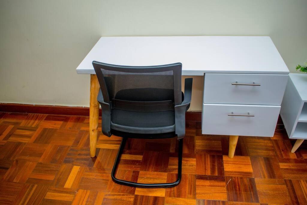 Classy 1br In Westlands, Gym, Workspace, Parking Apartment