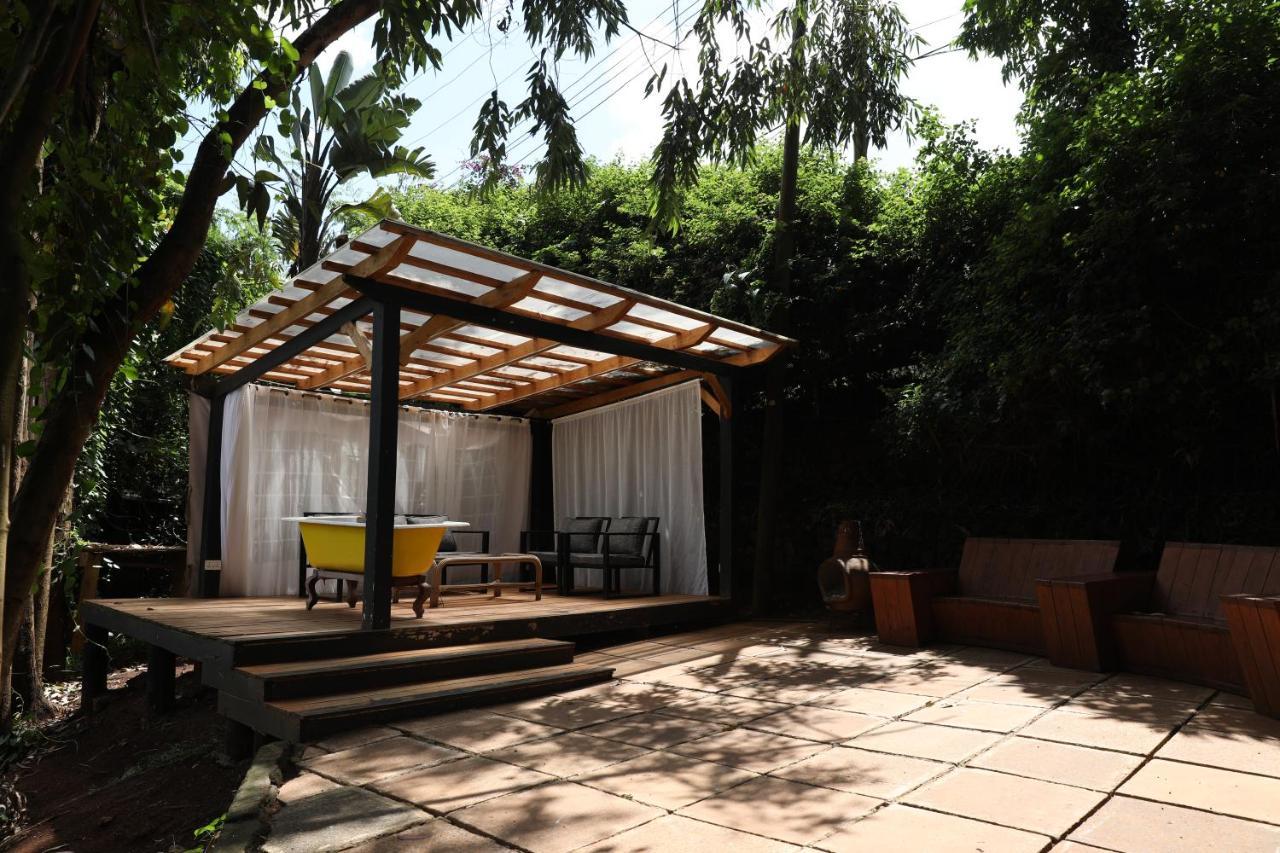 Qaribu Boutique