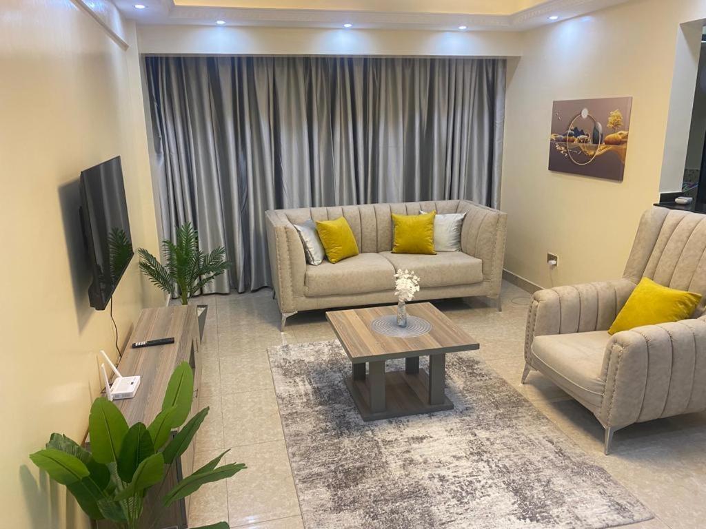 Apartment Alyc Homes *
