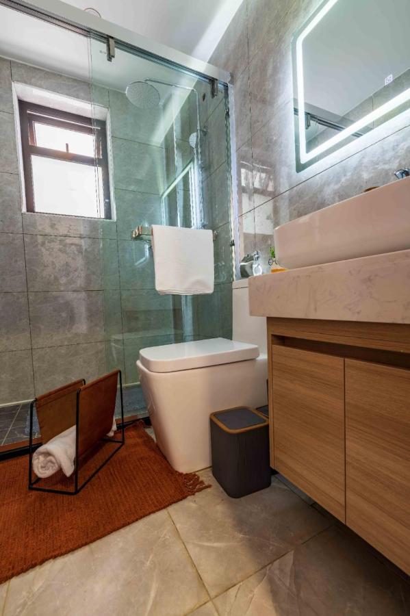 108 Riverside Apartment *