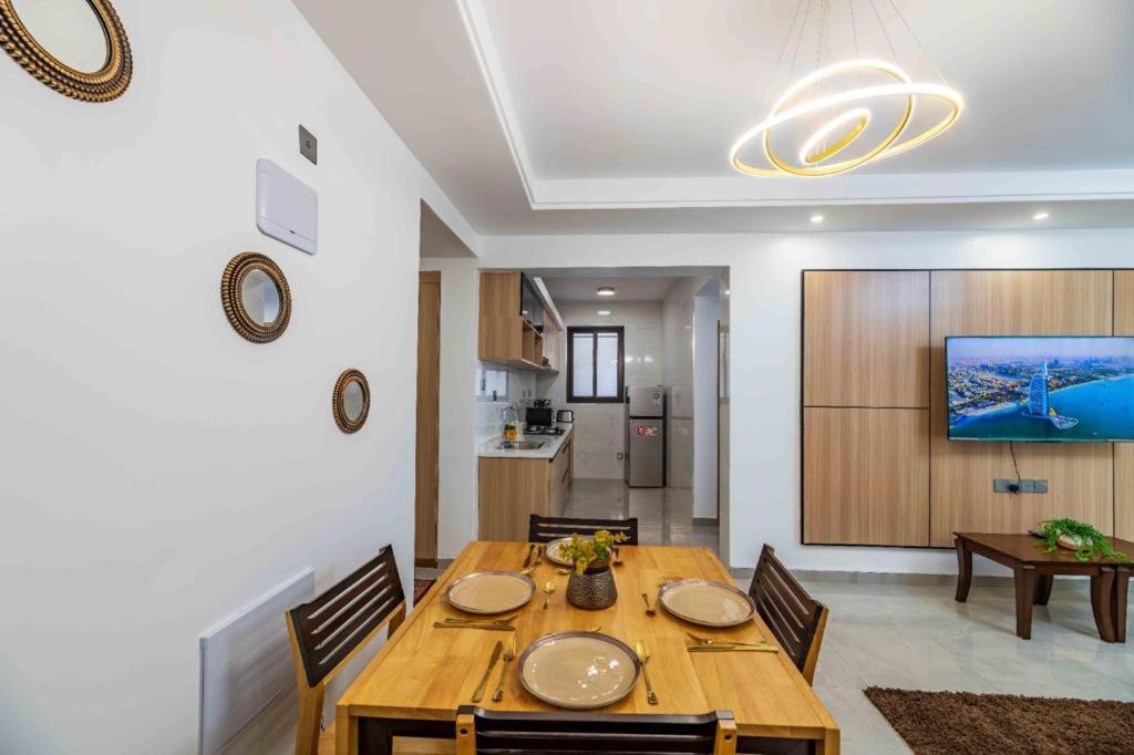 108 Riverside * Nairobi
