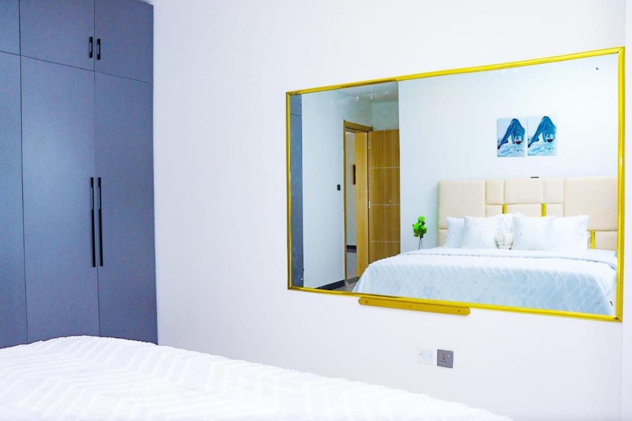 Lux Staroot Kilimani Nairobi