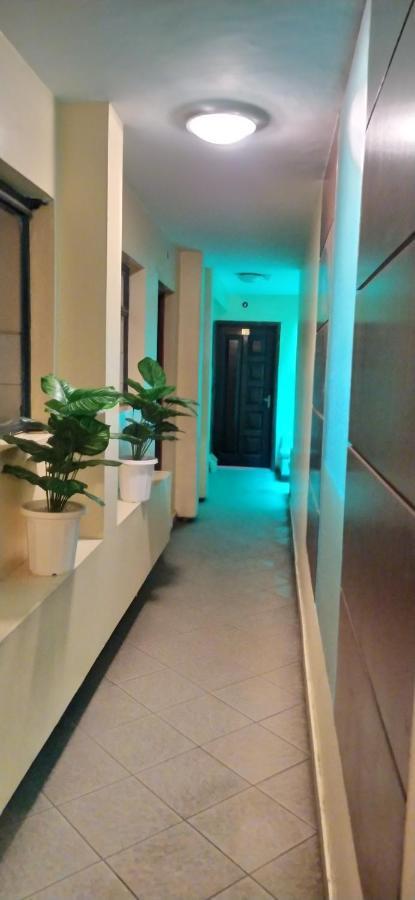 Plus254 Hotel 2*