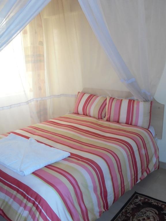 Crossroad View Hotel Nairobi