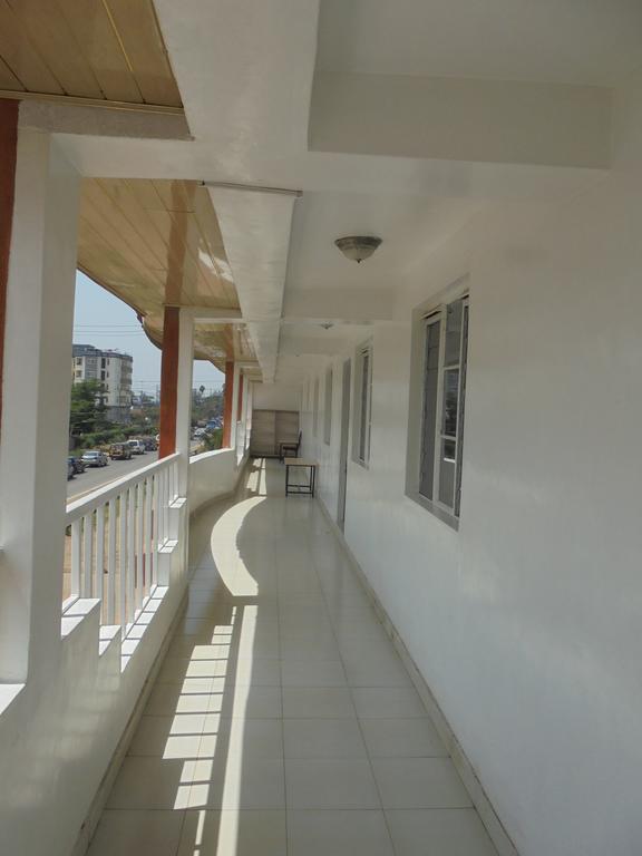 Crossroad View Hotel