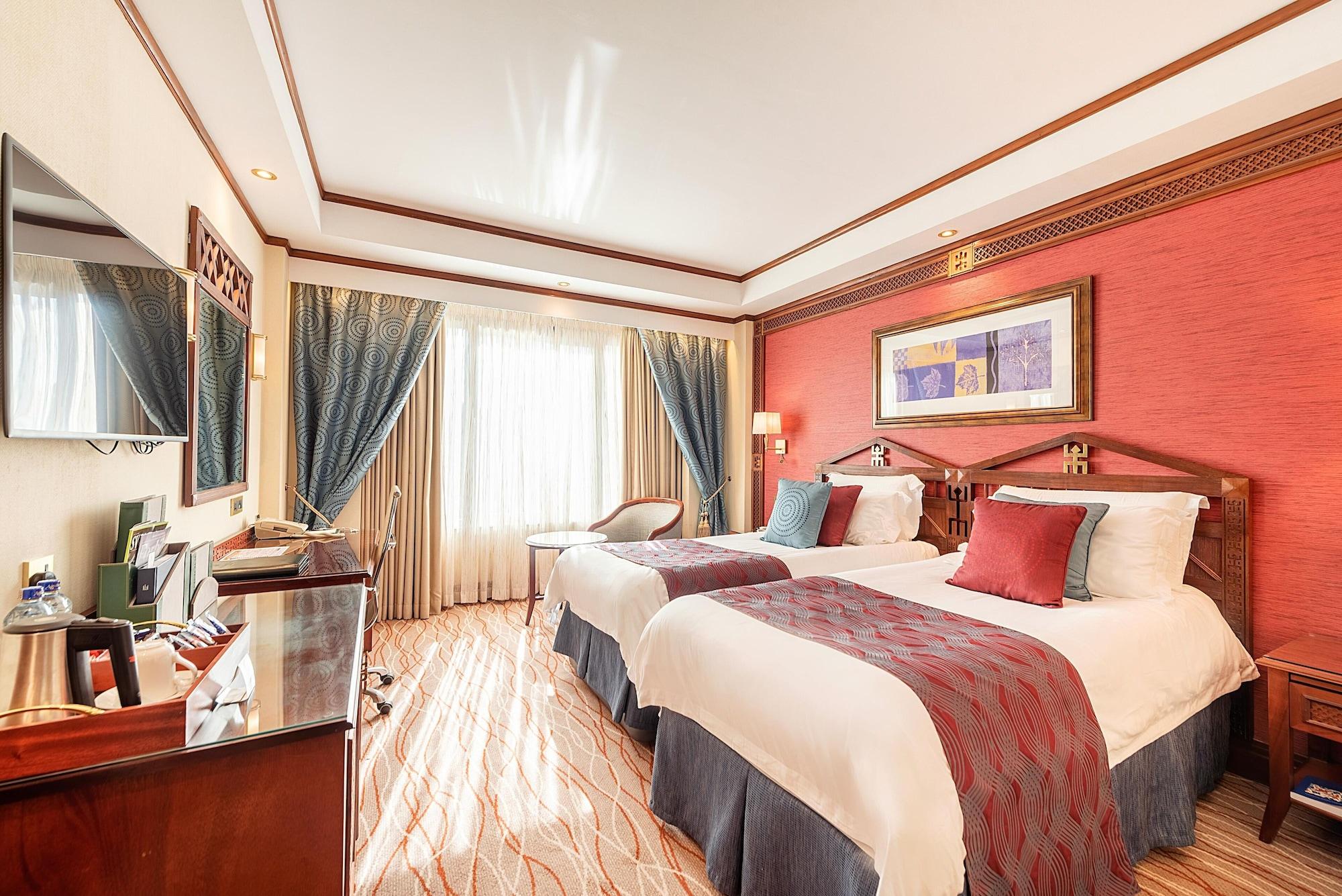 Hotel Serena