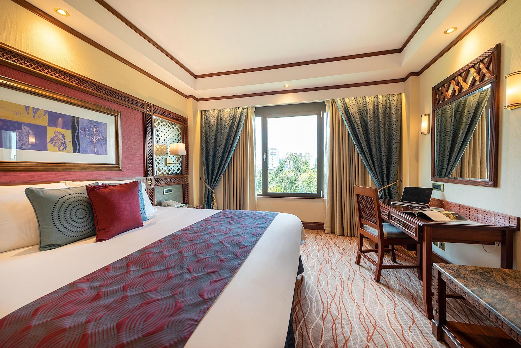 Serena 5* Nairobi