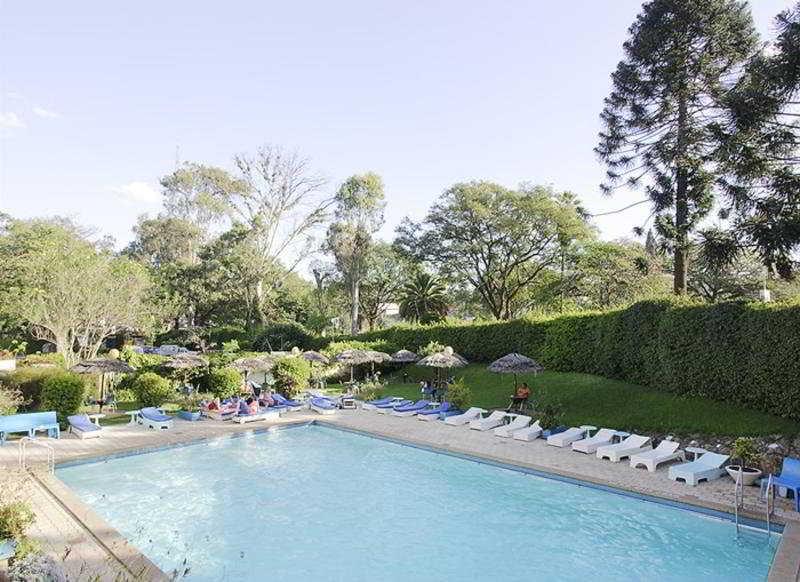 Sentrim Boulevard Hotel 4*