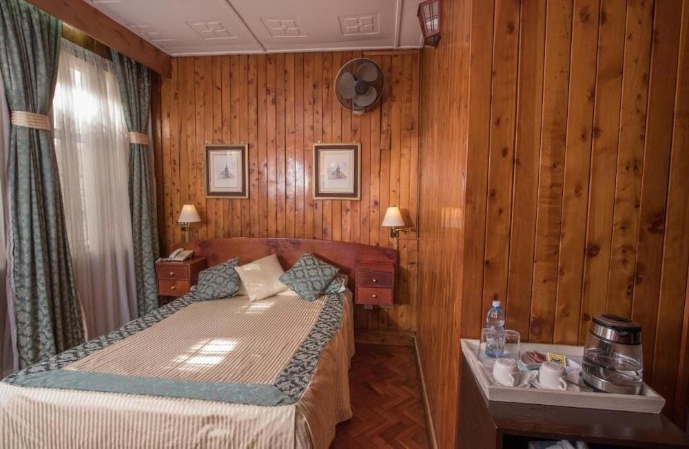 Hotel The Oakwood 3*