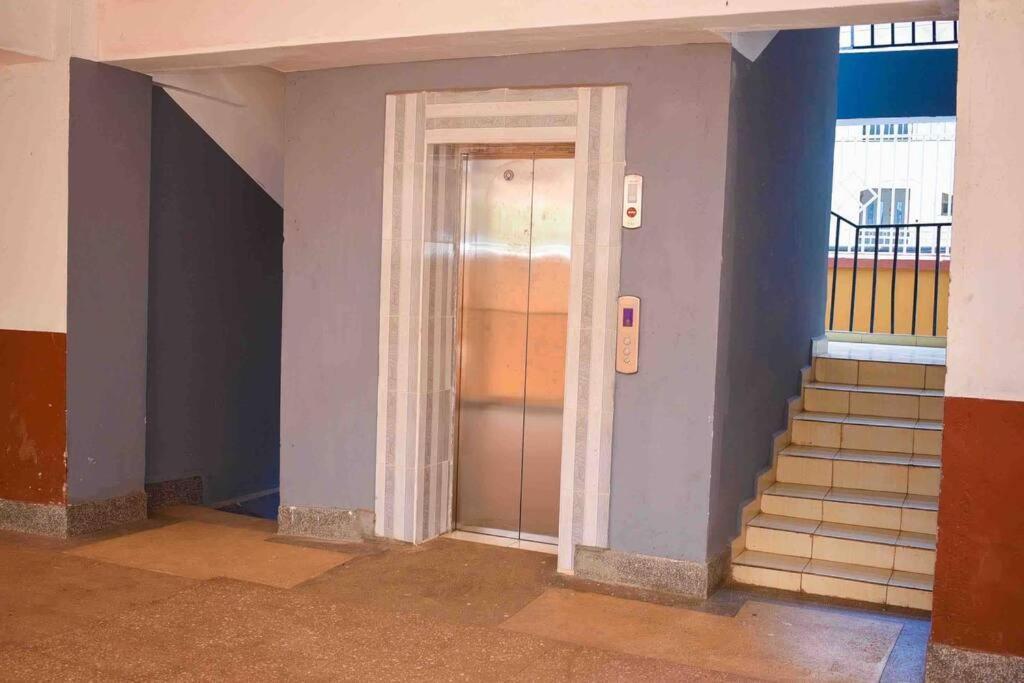 Exquisite 1bedroom Located In Garden Estate, Thome Apartment