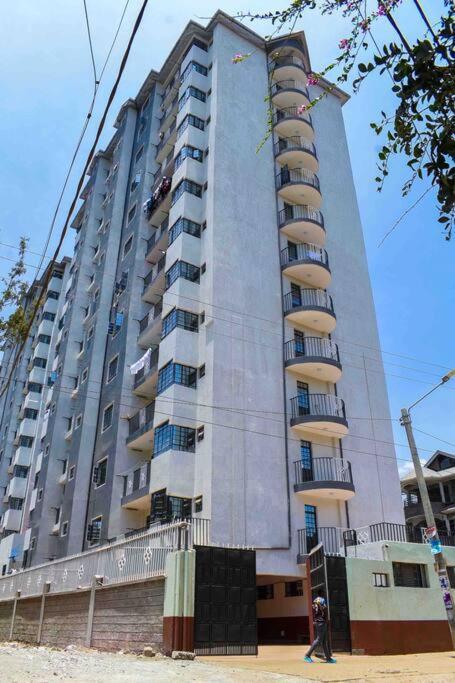Exquisite 1bedroom Located In Garden Estate, Thome