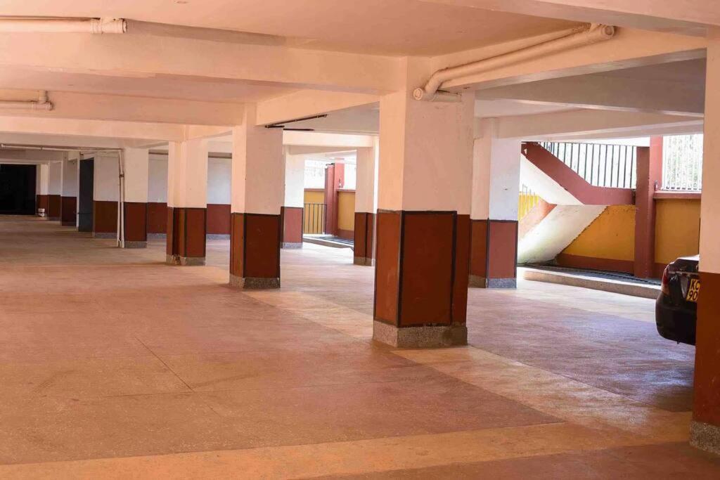 Apartment Exquisite 1bedroom Located In Garden Estate, Thome Nairobi