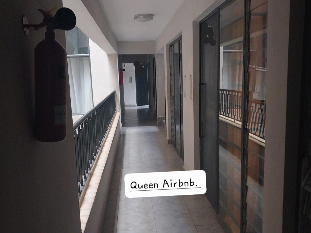 Hotel Queen Airbnb Near Jkia Airport.