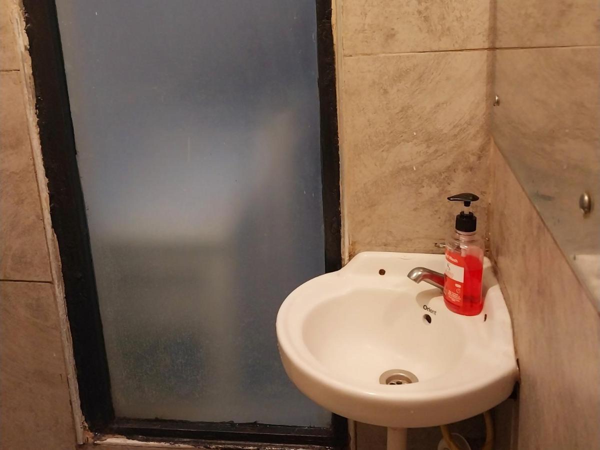 Queen Airbnb Near Jkia Airport. *