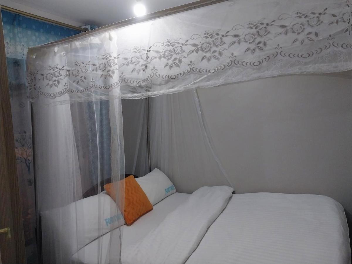 Queen Airbnb Near Jkia Airport. Hotel *