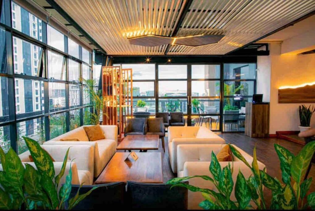 Sunny Modern Cinnamon Nairobi