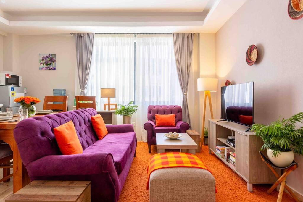 Apartment Sunny Modern Cinnamon *