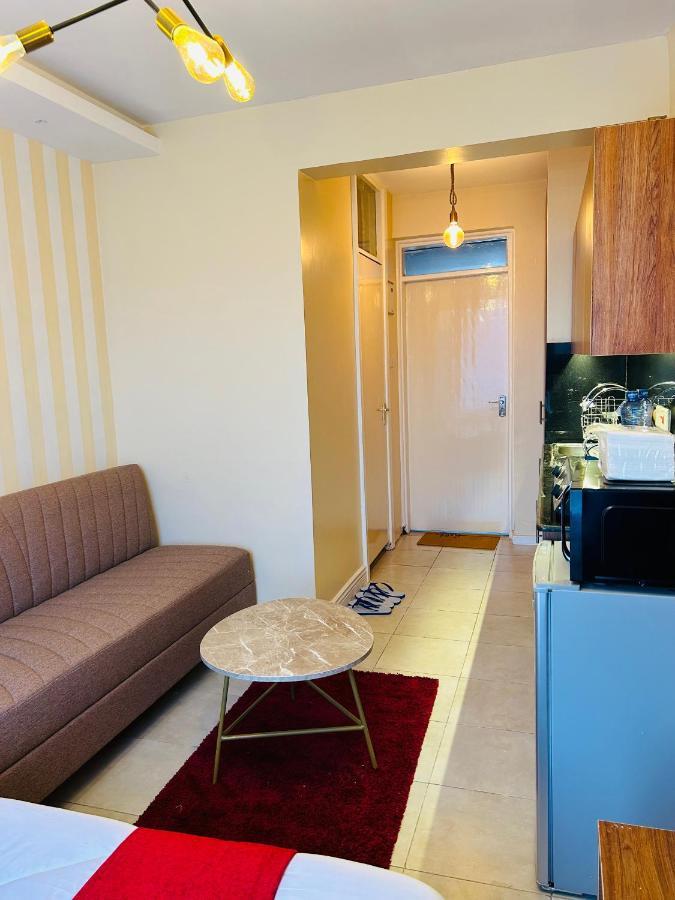 Coral Bells Apartment,tsavo Bed & Breakfast Nairobi