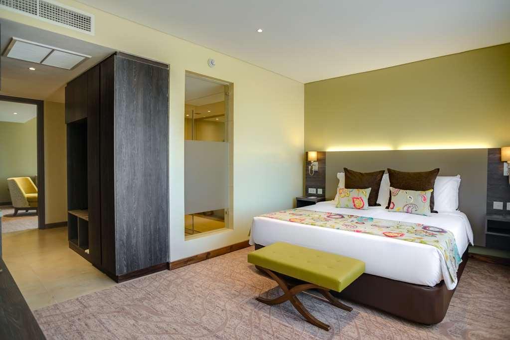 Hotel Tamarind Tree *