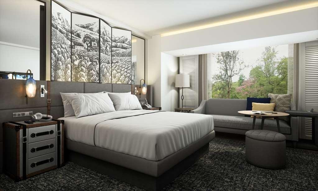 Kwetu Curio Collection By Hilton Hotel *