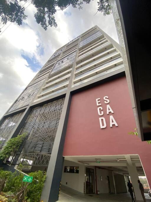 Luxury Westlands Studio Apartment *