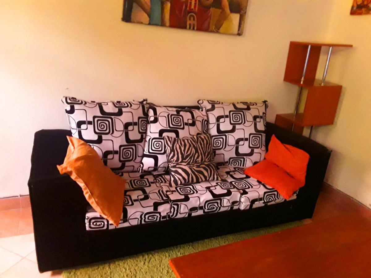 Guest house New Kitisuru A *