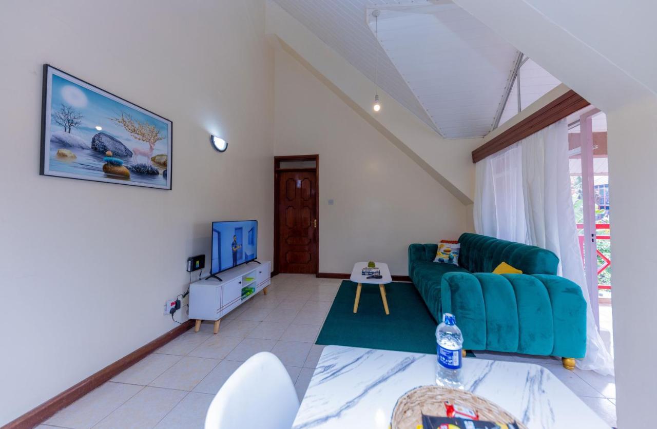 Cosy And Accessible 1br Penthouse With Terrace Apartment *