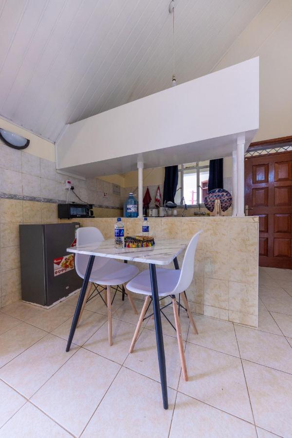Cosy And Accessible 1br Penthouse With Terrace Apartment *