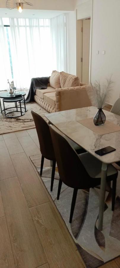 Nova Dominion Apartment
